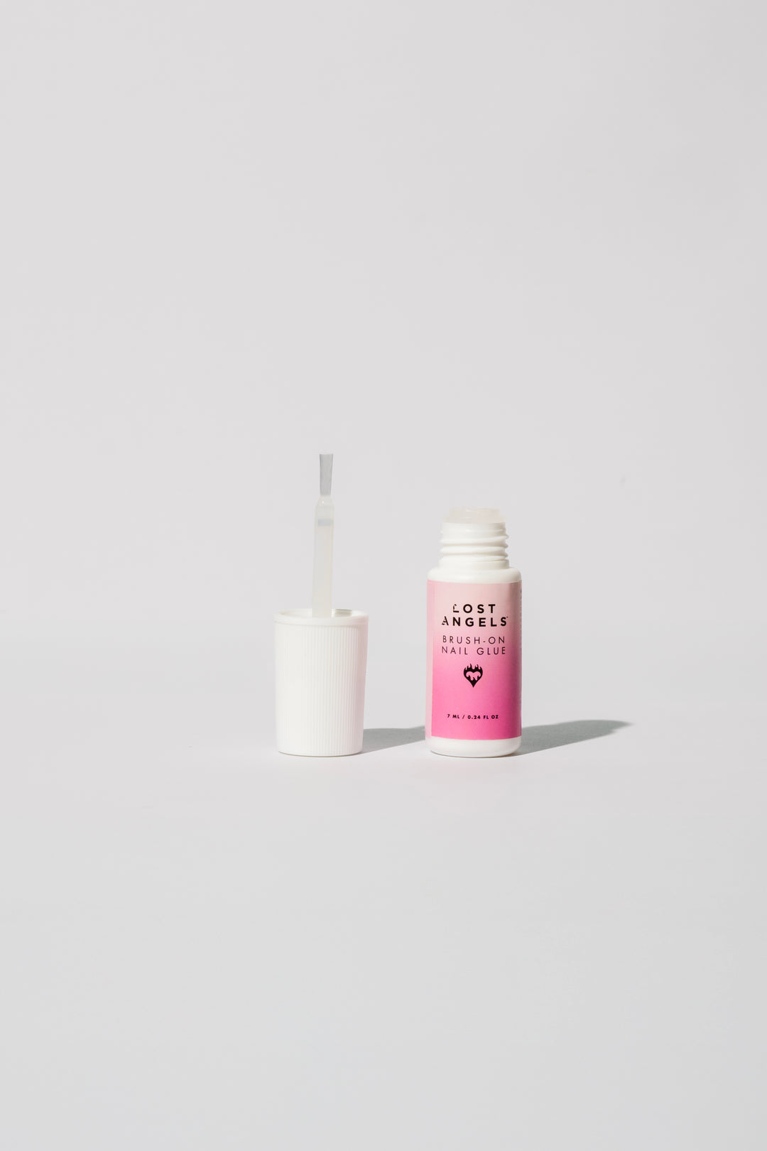 Brush-On Nail Glue
